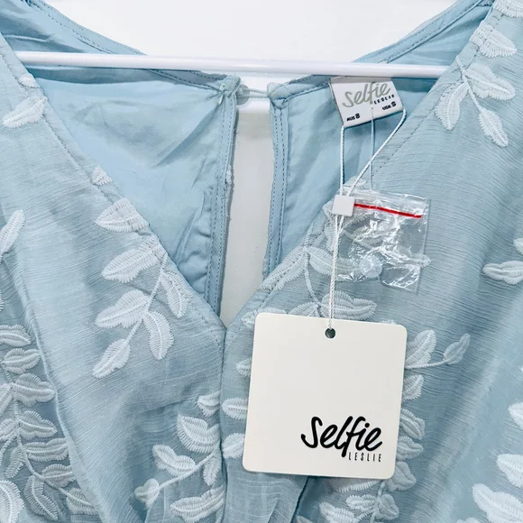 NWT SELFIE LESLIE Caspar Leafy Romantic EMBROIDERED DRESS Mod BABY BLUE WOMENS S - Picture 6 of 11